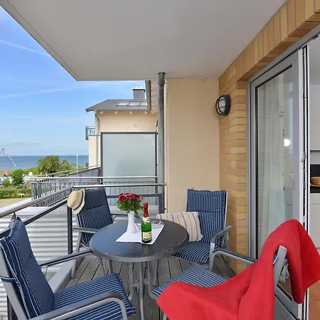 Bernstein Lägenhet Glowe